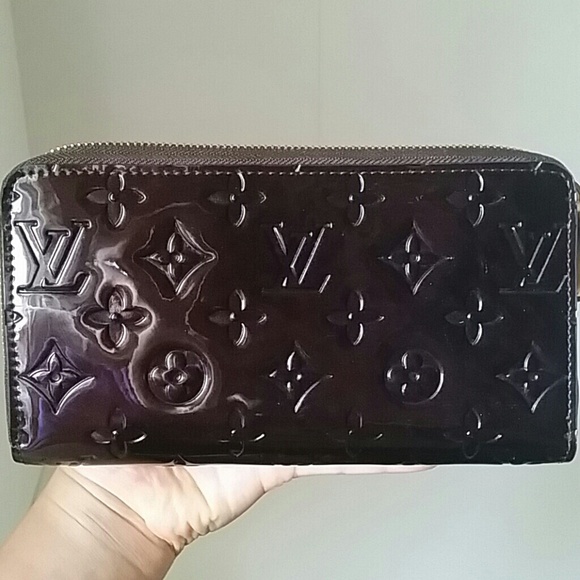 LV Designer monogram wallet - Picture 1 of 4