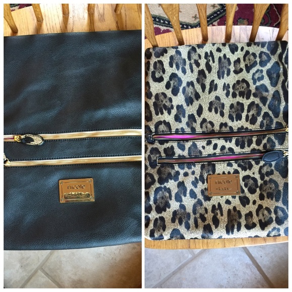 Nicole Miller reversible shoulder strap bag.