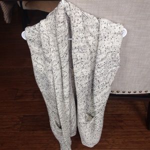 Anthropologie sweater vest size small