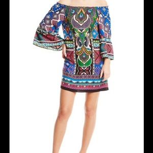 BEAUTIFUL GRAPHIC DESIGN DRESS!