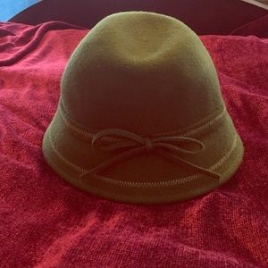 Olive green 20's style hat