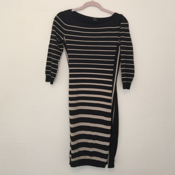 Pre-LOVED Ann Taylor sweater dress in Medium