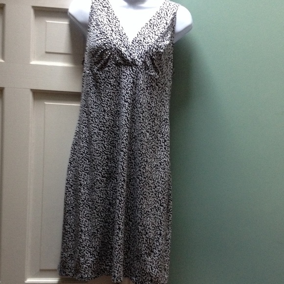 Ann Taylor sleeveless dress