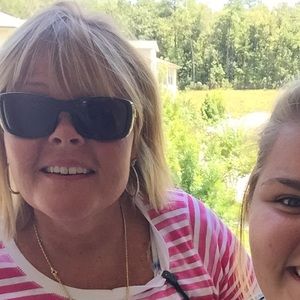 Meet your Posher, Ann