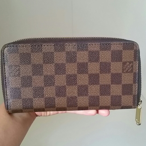 LV Damier Ebene print canvas - Picture 1 of 4
