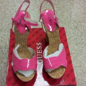 Guess yona platform sandals