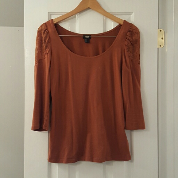 H&M blouse with lace shoulder