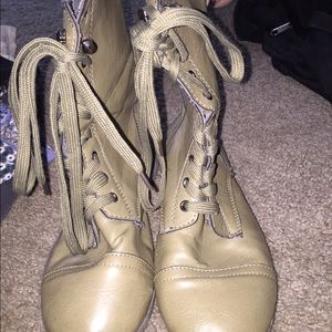 ARMY GREEN COMBAT BOOTS
