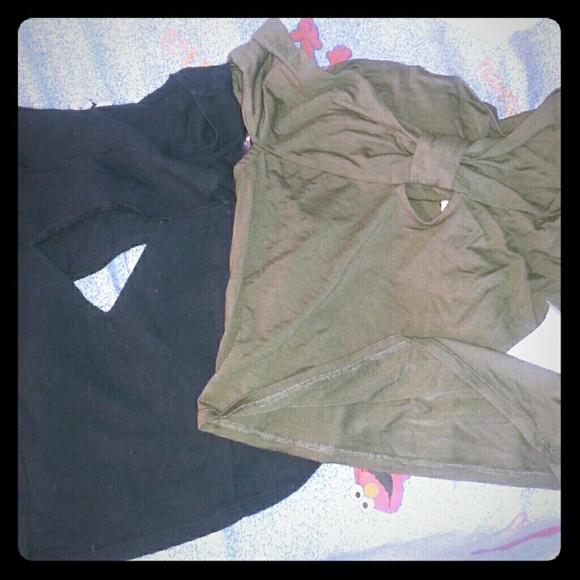 2 crop tops one small one medium