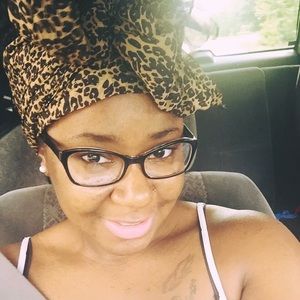 Meet your Posher, Symone