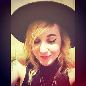 Meet your Posher, Tara