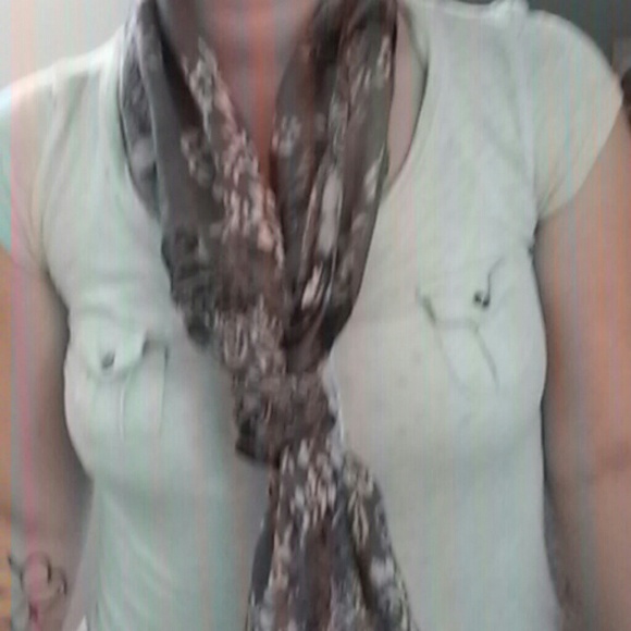 Scarf - Picture 3 of 3