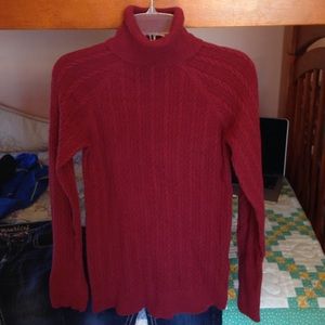 Eddie Bauer maroon turtleneck cable knit sweater