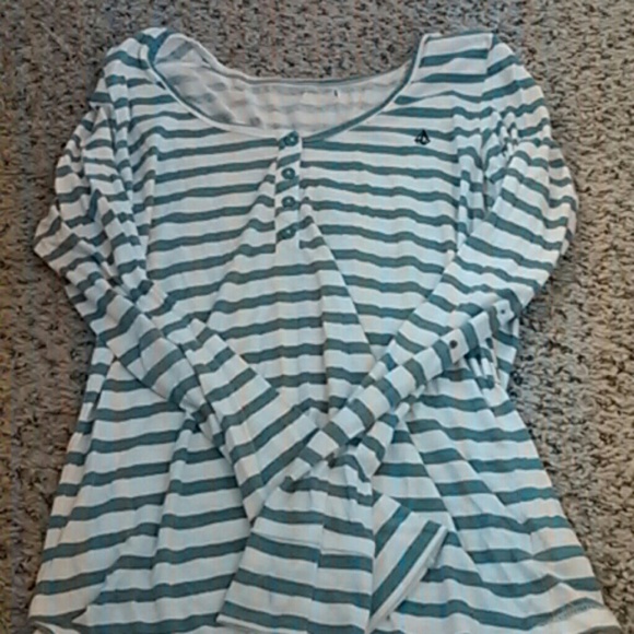 Volcom shirt - Picture 1 of 4