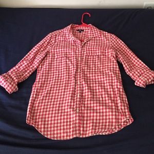 Red and white checkered button up shirt