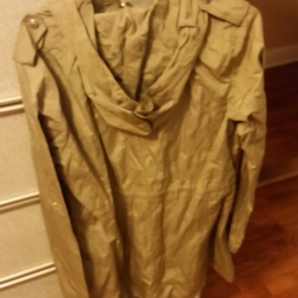 New - Picture 2 of 3