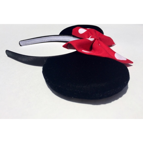 Classic  Mouse  ears! - Picture 3 of 4