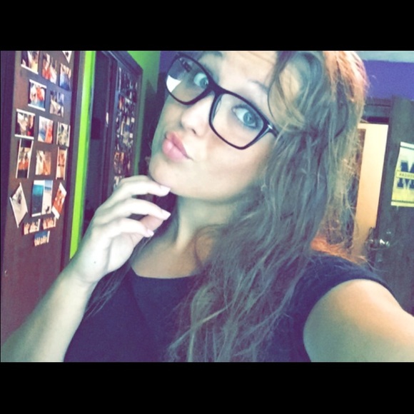 Meet your Posher, Marguerite