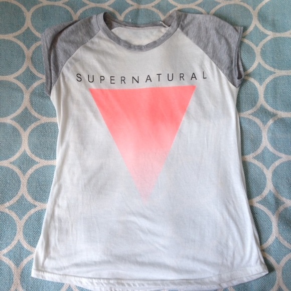 👽 Supernatural t-shirt 👽