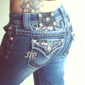 Size 25 miss me jeans!