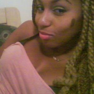 Meet your Posher, Valerie