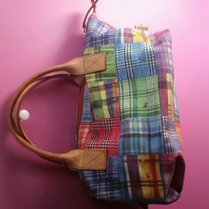 Dooney & Bourke Purse!!! 😊😊😊