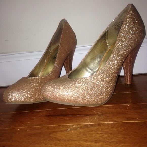 Gold glitter heels