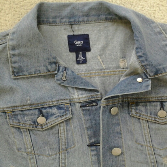 Vest - Picture 2 of 4
