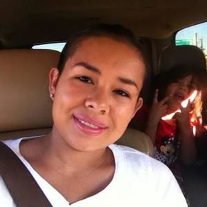 Meet your Posher, Roxana