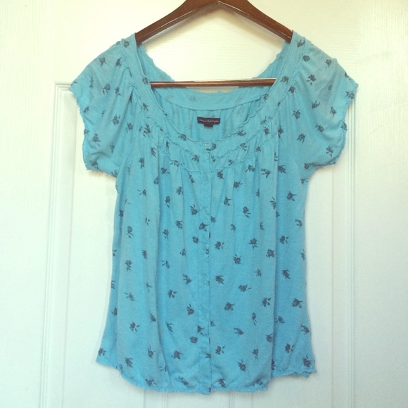 American Eagle Outfitters top