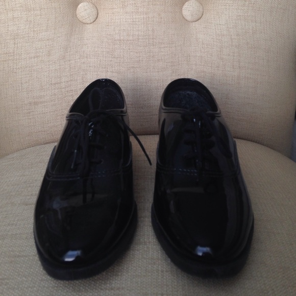 patent leather dancing shoe