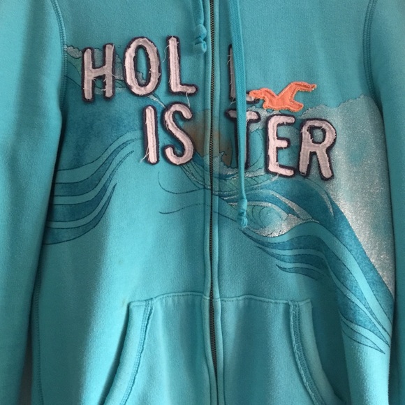 Hollister zip up with wave design - Picture 2 of 4