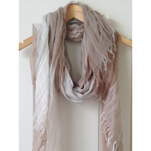 Michael Stars Accessories - 🎉Host Pick🎉 Michael Stars Soft & Airy Scarf🎉