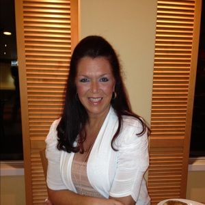 Meet your Posher, Deidre