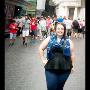 Universal Studios Orlando Ravenclaw house scarf