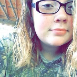 Meet your Posher, Leeann