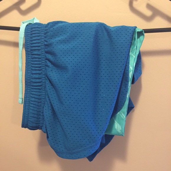 Athletic shorts