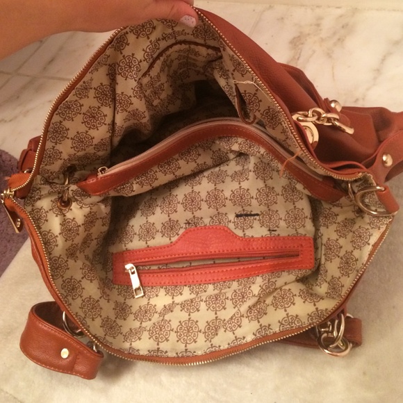 Beautiful rust colored handbag for fall! - Picture 2 of 3