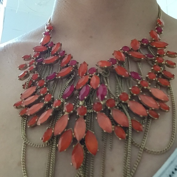 BR Coral crystal necklace - Picture 2 of 3