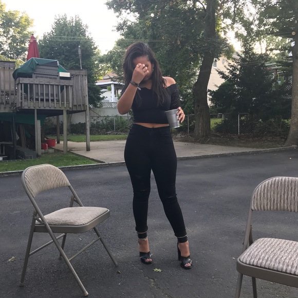 Meet your Posher, Liseth - Picture 4 of 4