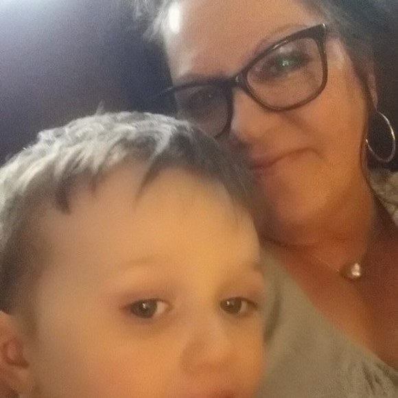 Meet your Posher, Kori - Picture 1 of 1