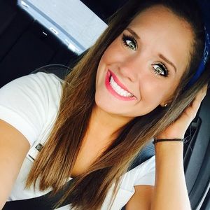 Meet your Posher, Tori