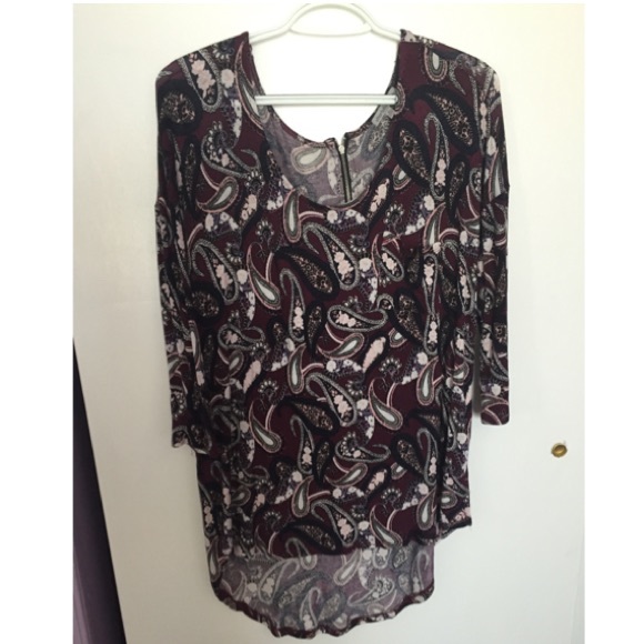 Paisley 3/4 Sleeve High to Low Top Charlotte Russe