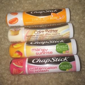 4 chapsticks