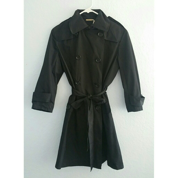 Black max studio trench coat