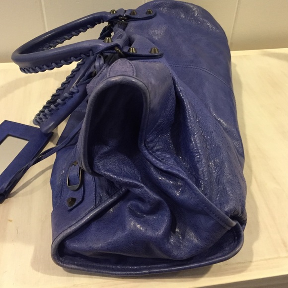 Limited edition Outremer Balenciaga bag - Picture 3 of 4