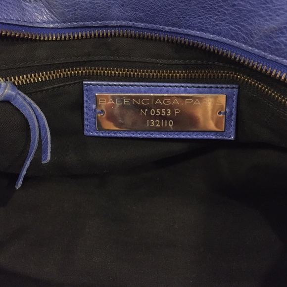 Limited edition Outremer Balenciaga bag - Picture 4 of 4