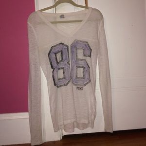 vs PINK White long sleeve V Neck