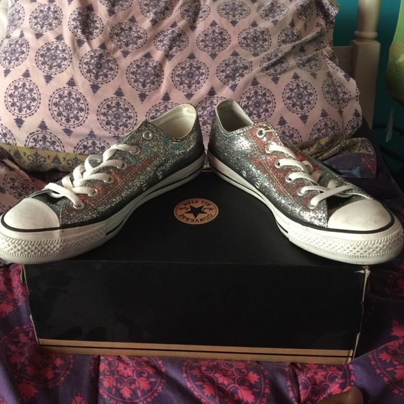 Silver converse