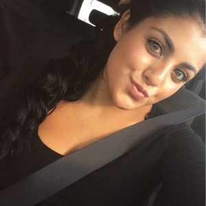 Meet your Posher, Nikki